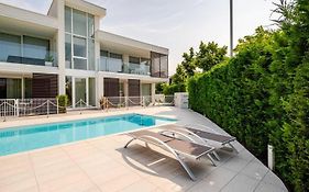 Apartment Luma With Pool